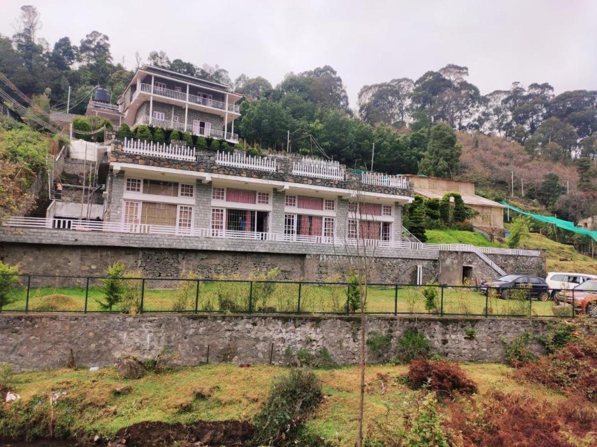 Status Hillpark Hotell Kodaikanal Exteriör bild
