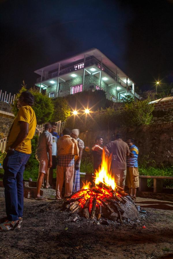 Status Hillpark Hotell Kodaikanal Exteriör bild