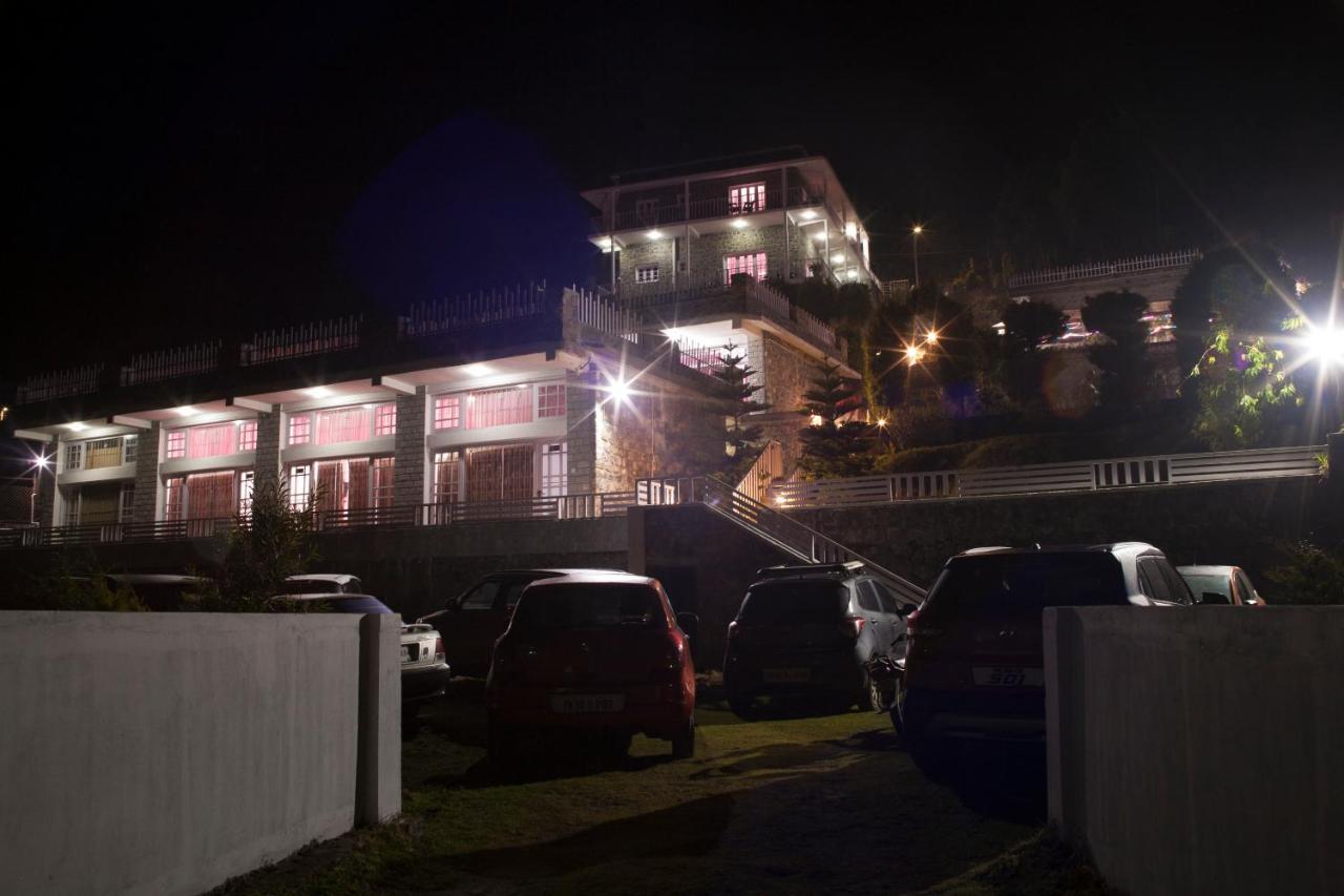 Status Hillpark Hotell Kodaikanal Exteriör bild