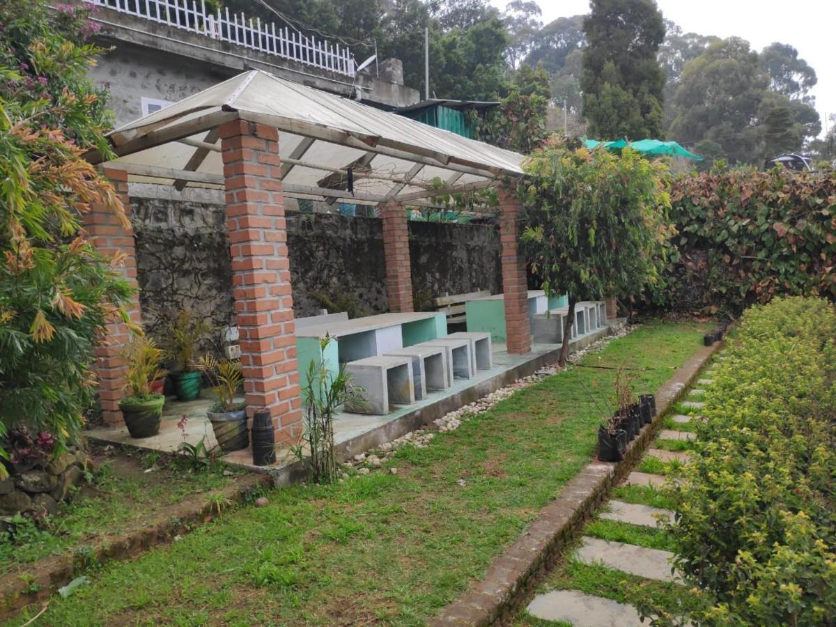 Status Hillpark Hotell Kodaikanal Exteriör bild