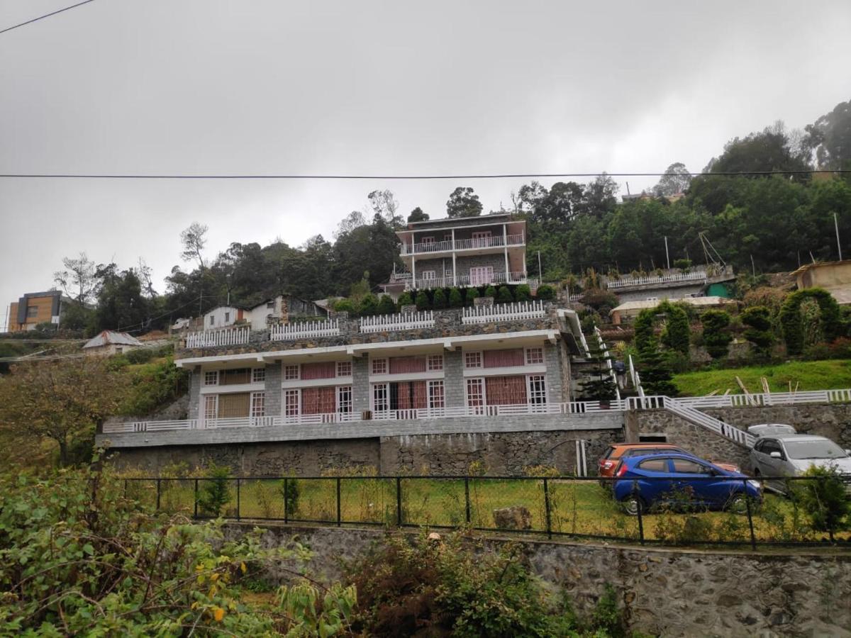 Status Hillpark Hotell Kodaikanal Exteriör bild