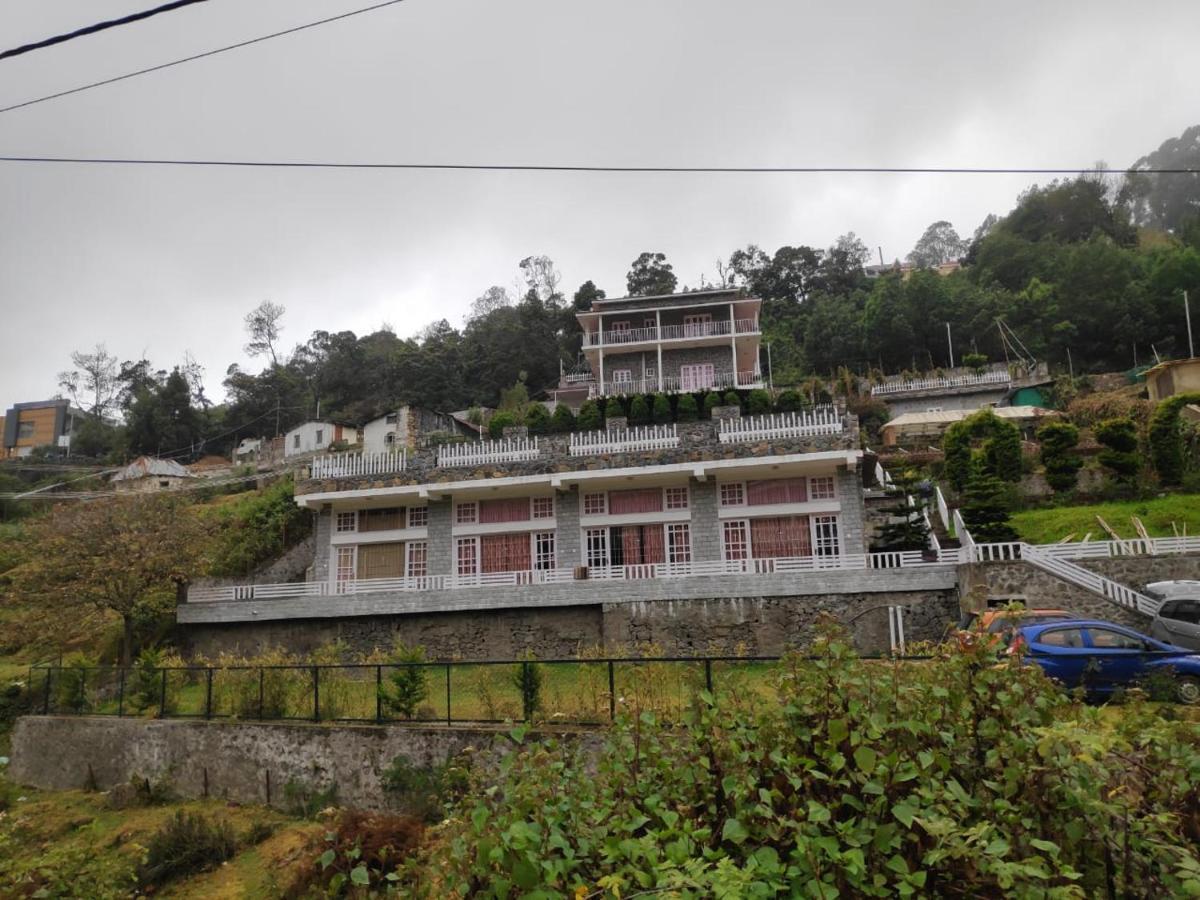Status Hillpark Hotell Kodaikanal Exteriör bild