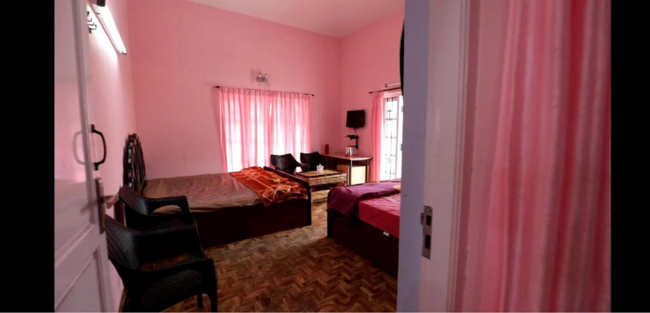 Status Hillpark Hotell Kodaikanal Exteriör bild